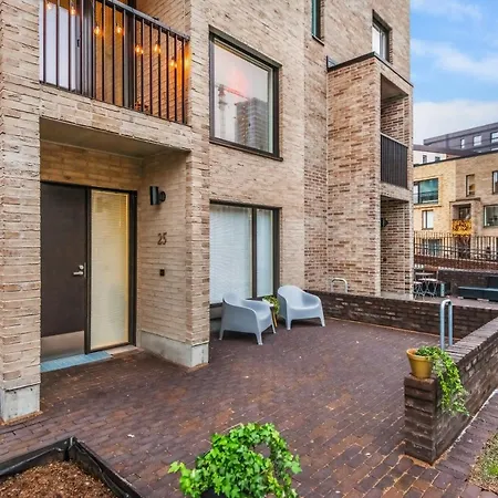 Wehost Brand New 1br On The Waterfront Near Metro @capellankuja 4 Apartment